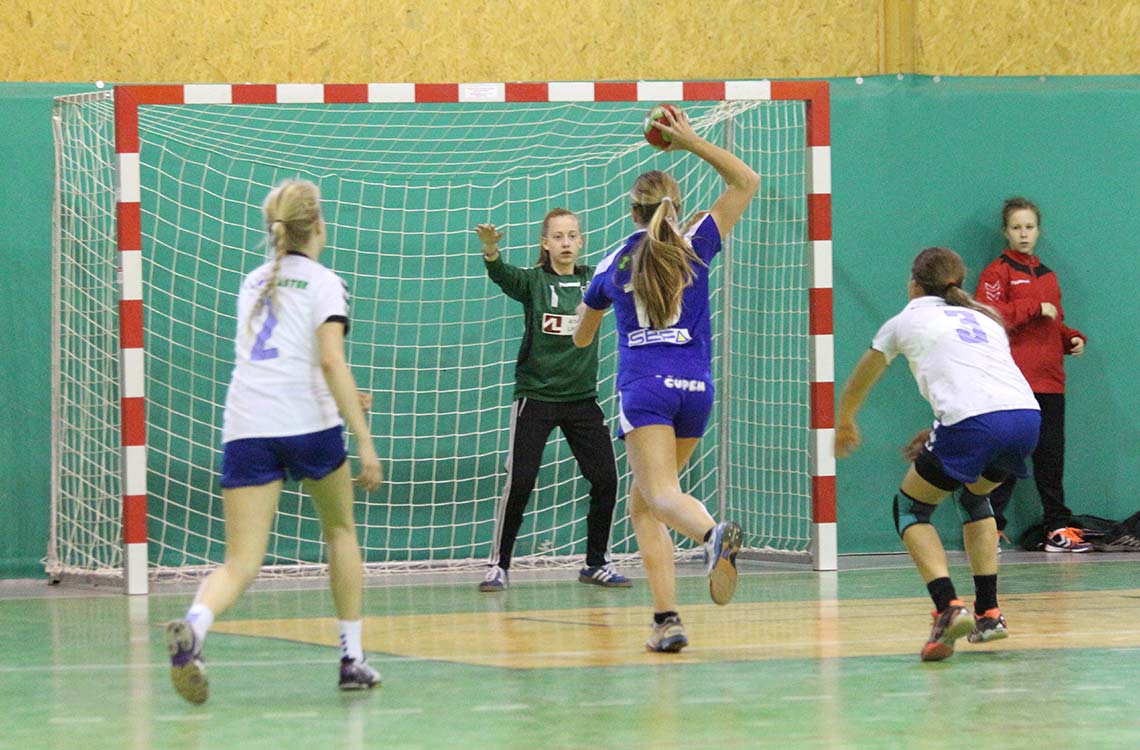 Dag 5: Speldag 3 handboll-tjejer-2-prag-prague-handball-cup-buss-sportresor-tjeckien
