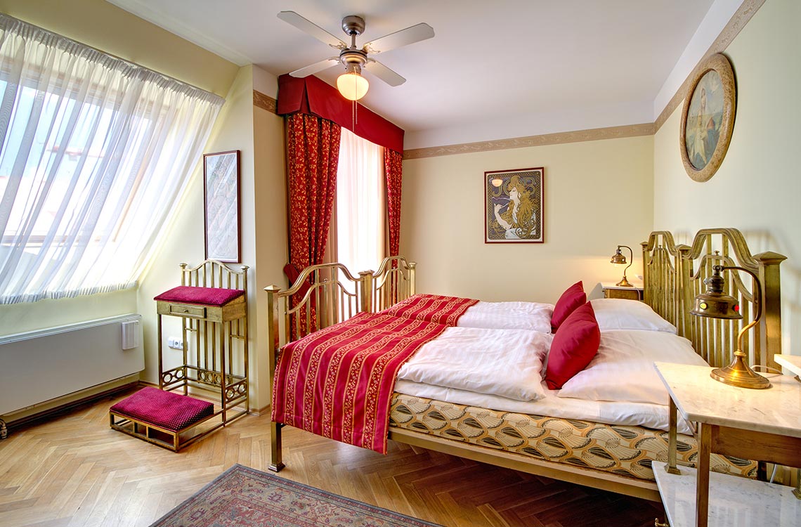 Dubbelrum - Hotel Mucha dubbelrum2-hotel-mucha-hotell-prag-tjeckienexperten