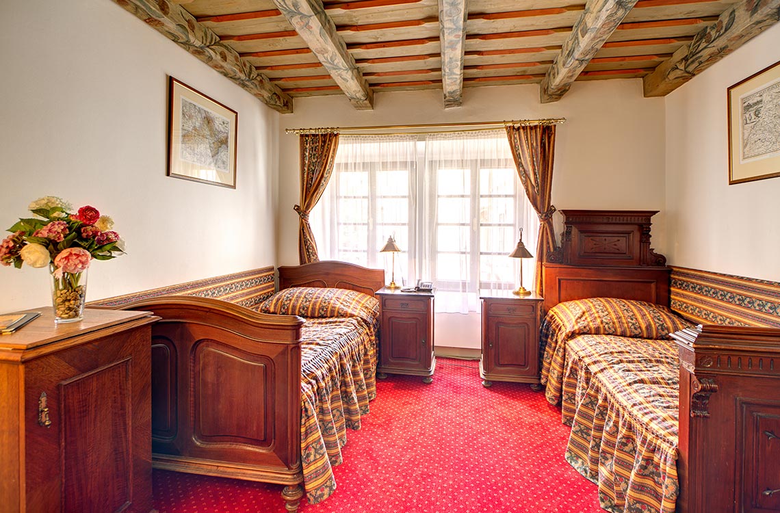 Twinbed - Hotel Waldstein twin-bed-rum-hotel-waldstein-hotell-prag-tjeckienexperten