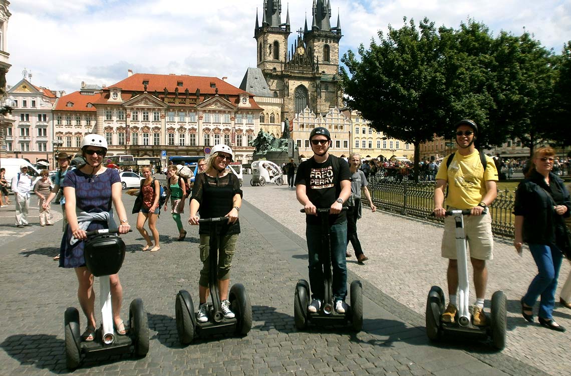 Dag 2: Prag på Segway segway-weekendresa-prag-hotel-modra-ruze-weekendresor-tjeckien-tjeckienexperten